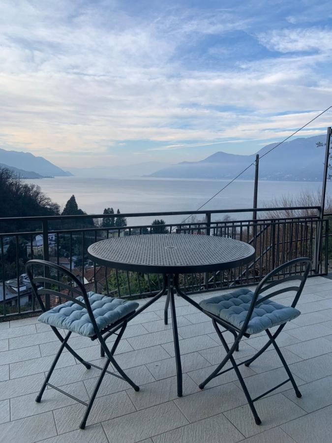 Casa Colmegna mit traumhaften See- und Bergblick Luino Exterior foto