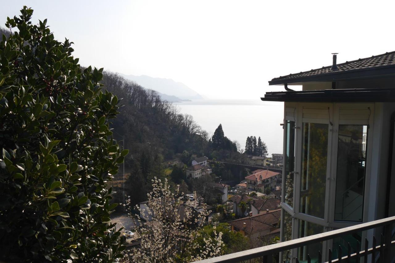 Casa Colmegna mit traumhaften See- und Bergblick Luino Exterior foto