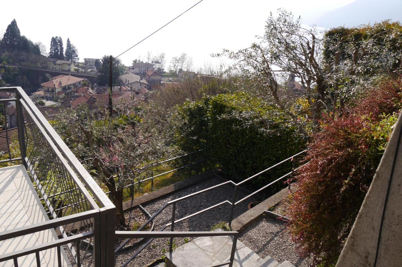 Casa Colmegna mit traumhaften See- und Bergblick Luino Exterior foto